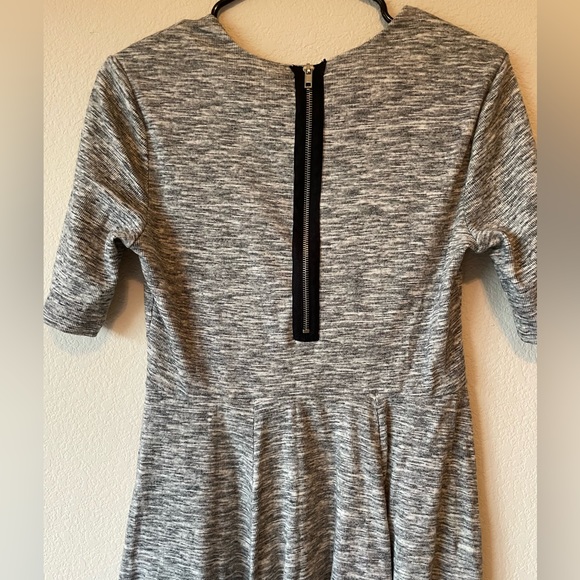 Women’s dress size L - Picture 2 of 2